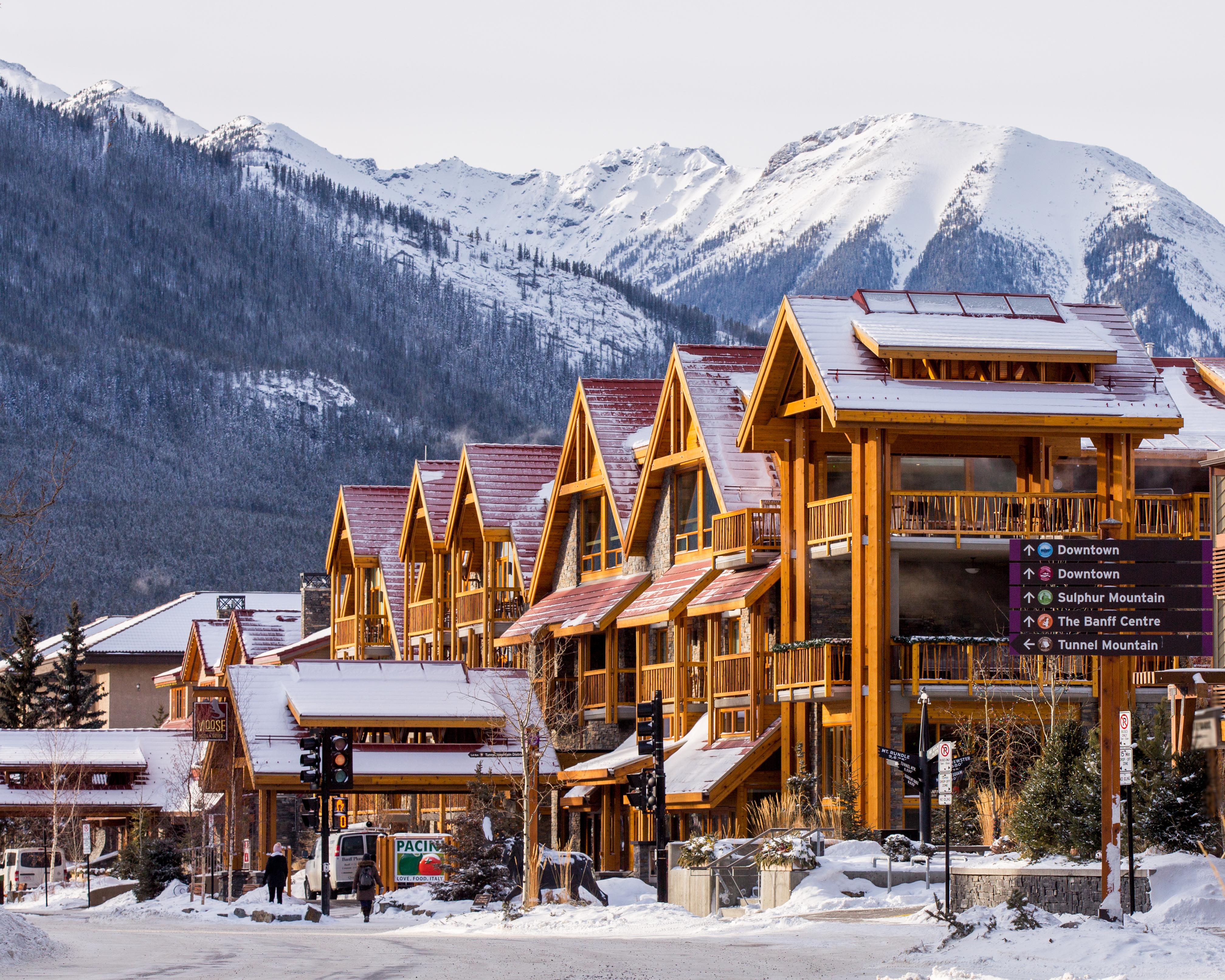 Moose Hotel And Suites Banff Exteriör bild